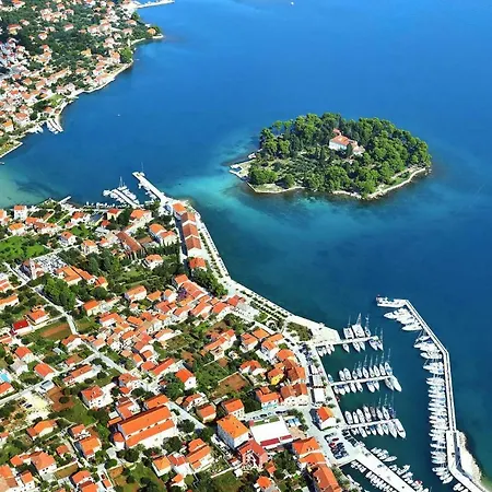 Holiday Vile Dalmacija Preko Cin05006 Dyh Vikendica