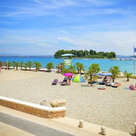Holiday Vile Dalmacija Preko Cin05006 Dyh * Sestrunj