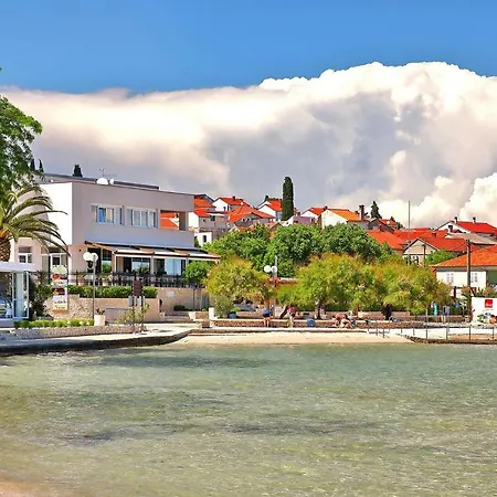 Holiday Vile Dalmacija Preko Cin05006 Dyh Vikendica Sestrunj
